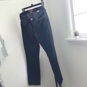 LUCKY BRAND STRAIGHT JEANS